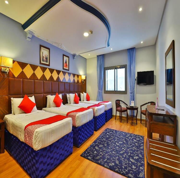 12 Nights 4 Star Easter Umrah Package image