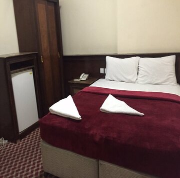 07 Nights December 4 Star Umrah Package