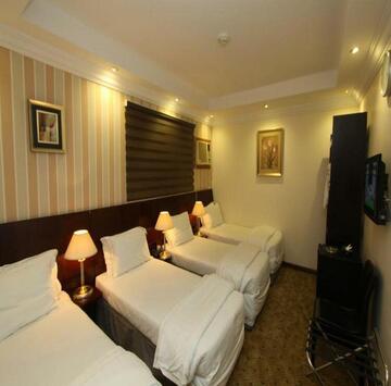 12 Nights 4 Star Umrah Package in December