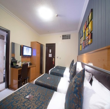 12 Nights Economy Umrah Package