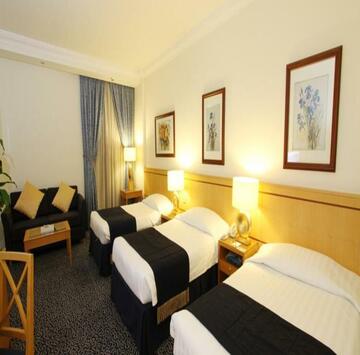 4 Star 7 Nights February 2023 Umrah Package